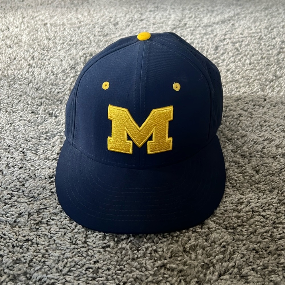 Hat nike Michigan